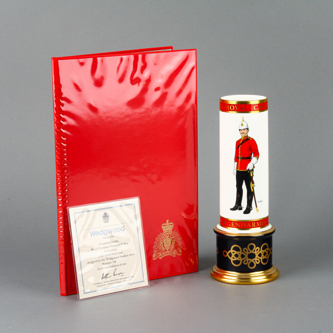 WEDGWOOD RCMP Centennial 1973 Vase