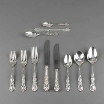 1847 ROGERS BROS. Heritage Silverplate Flatware - 10 Place Settings +