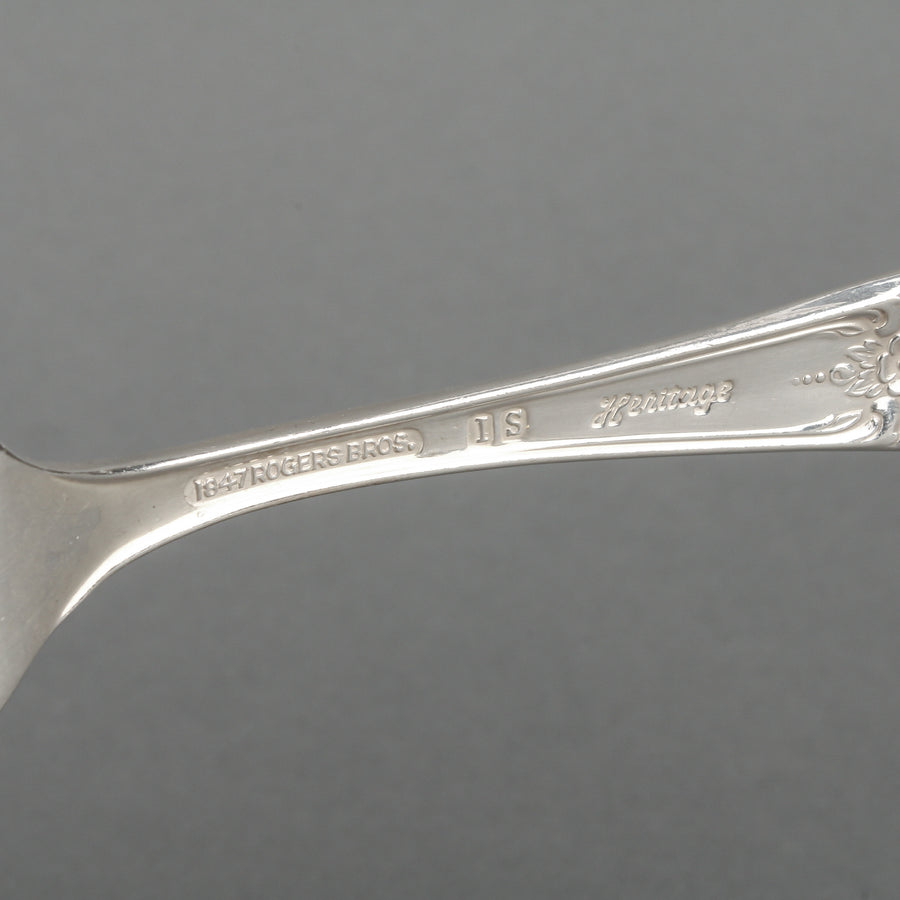 1847 ROGERS BROS. Heritage Silverplate Flatware - 10 Place Settings +