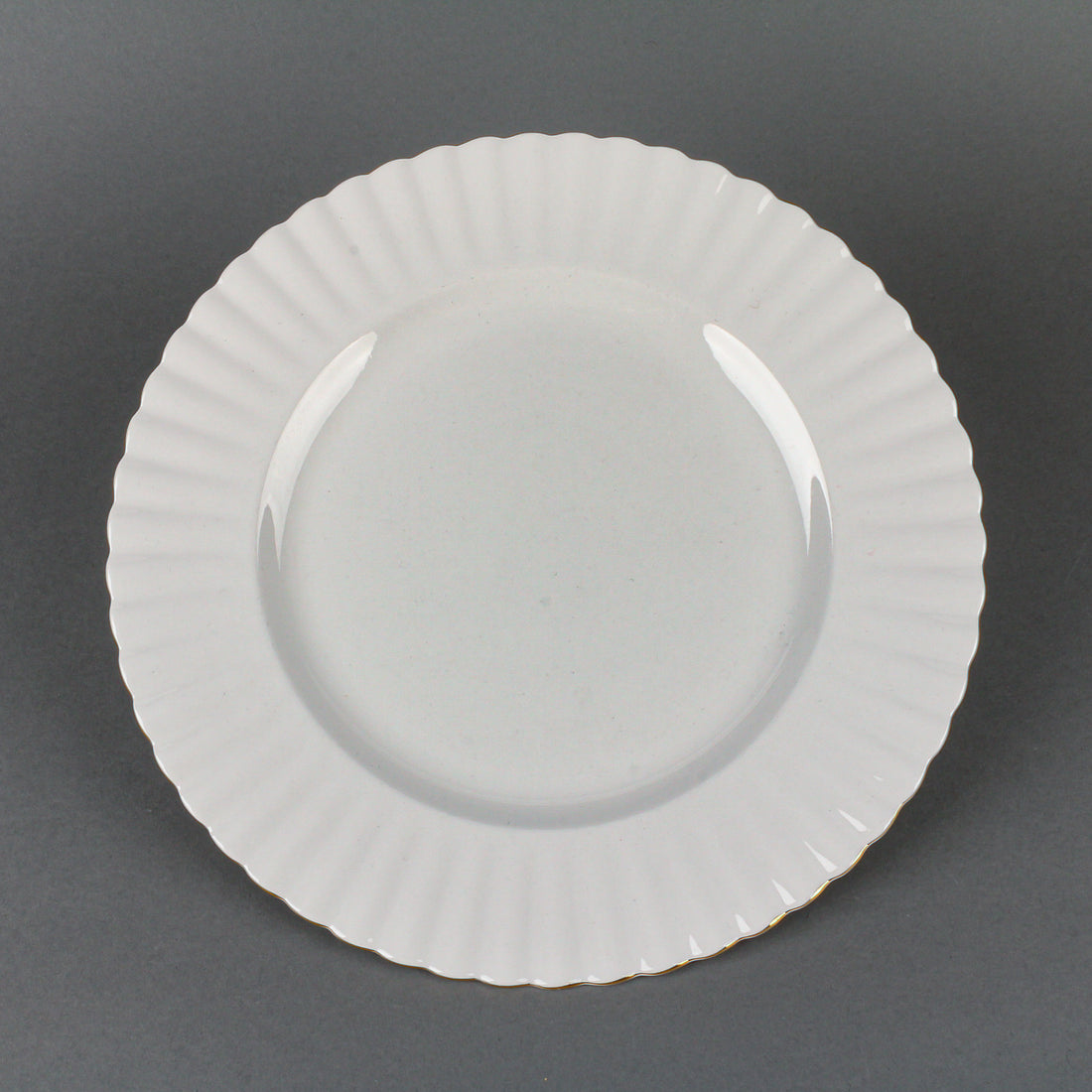ROYAL ALBERT Val D'Or Dinner Plates - Set of 9