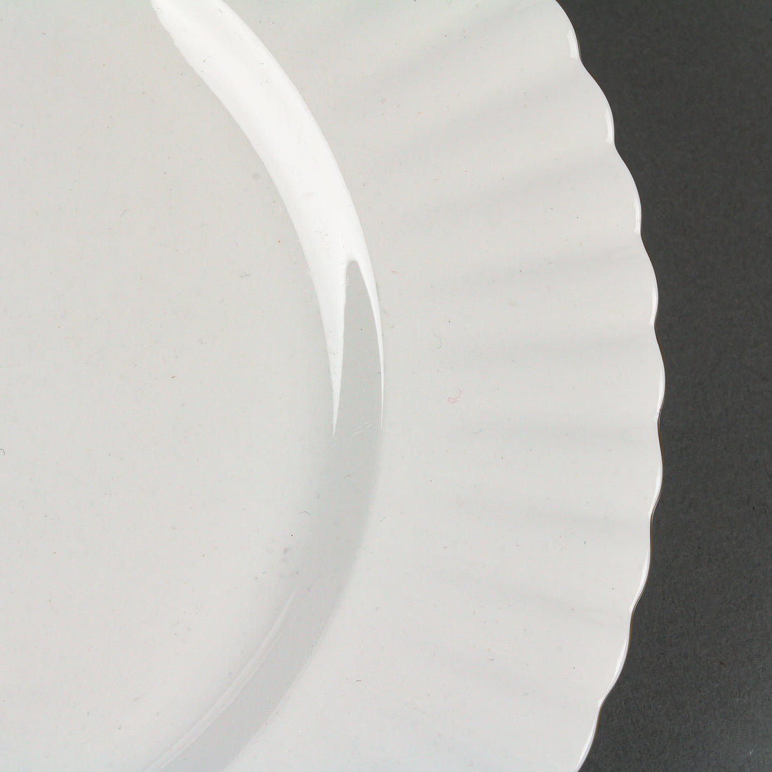 ROYAL ALBERT Val D'Or Dinner Plates - Set of 9