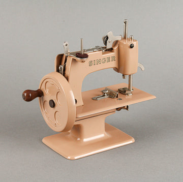 SINGER Sewhandy Model No. 20 & Clamp