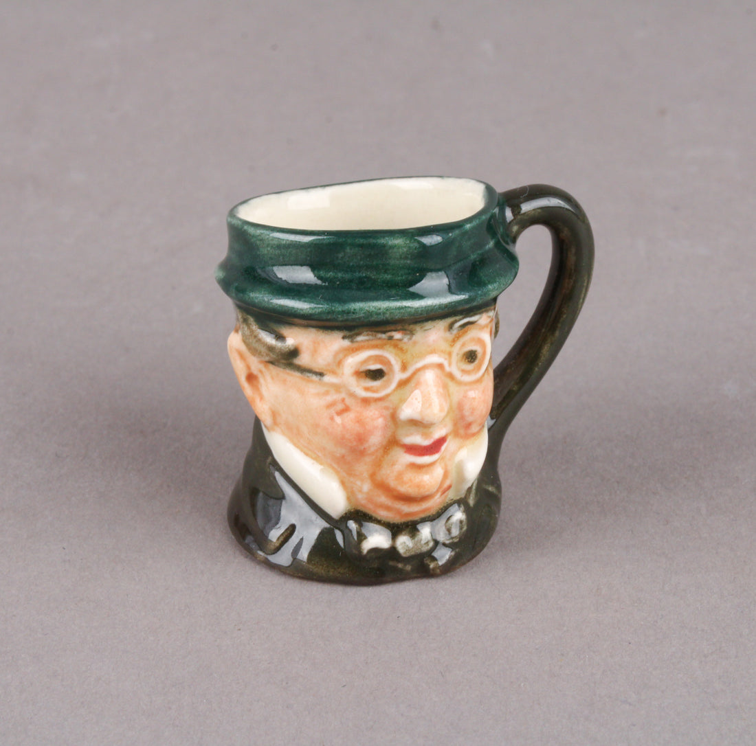ROYAL DOULTON Toby Mr. Pickwick D 6260
