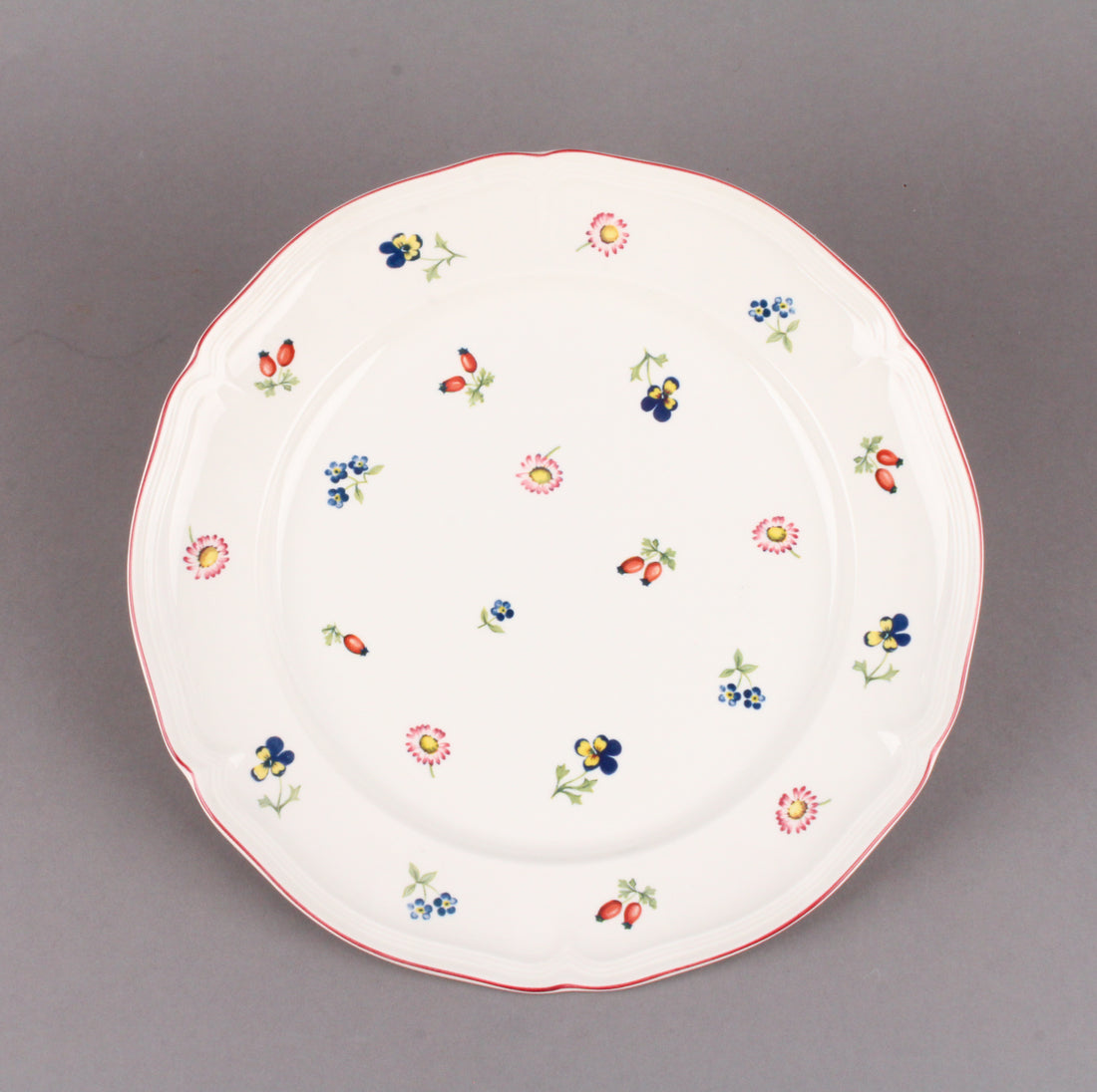 VILLEROY & BOCH Petite Fleur - 6 Place Settings +