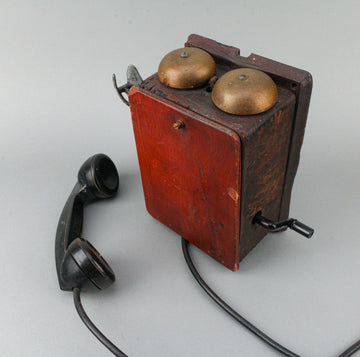 NORTHERN ELECTRIC Vintage Wooden Wallmount Crank Telephone